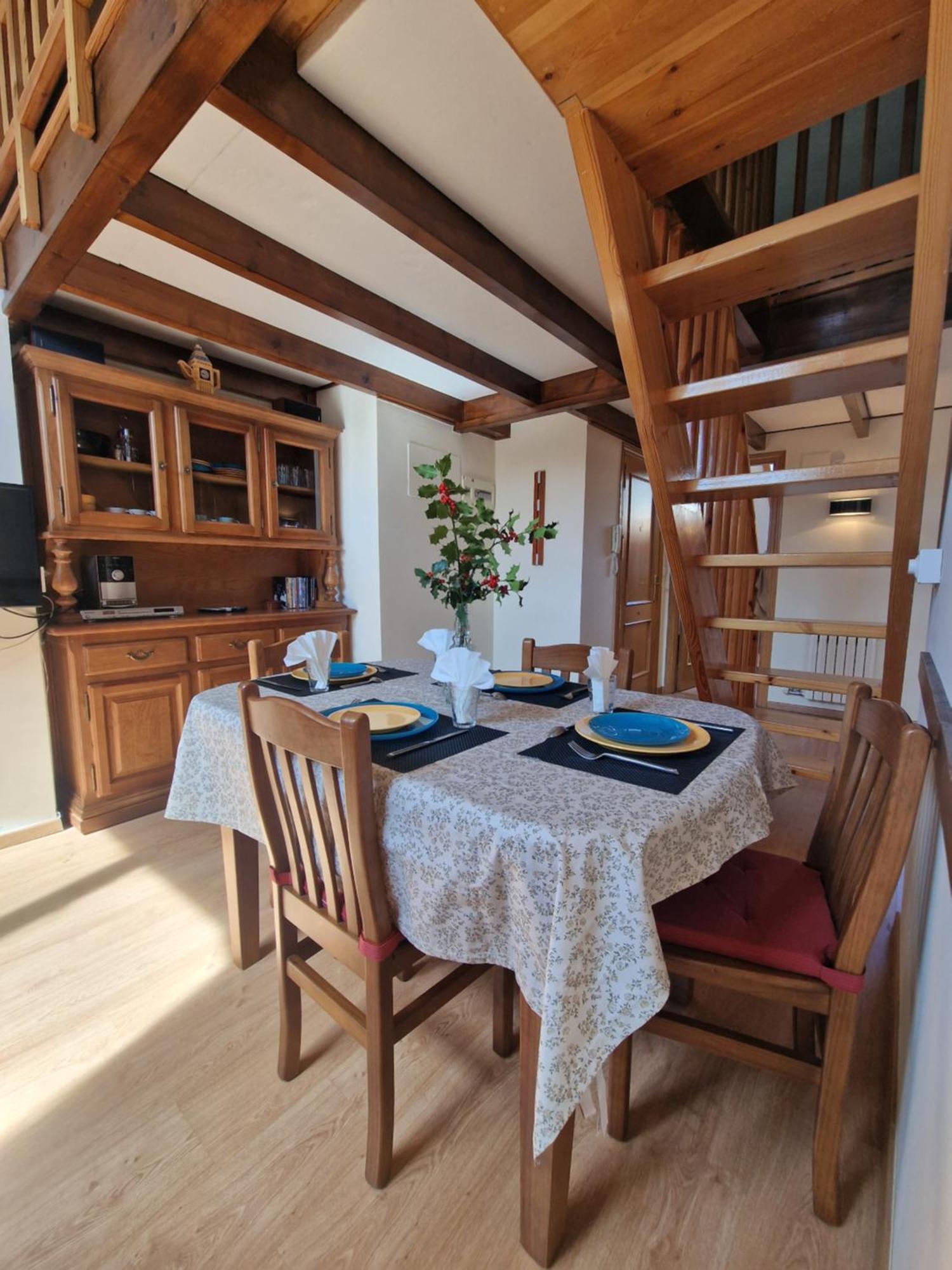 Apartamento Gabas Биескас Екстериор снимка